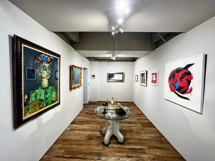本社ビルの展示スペース